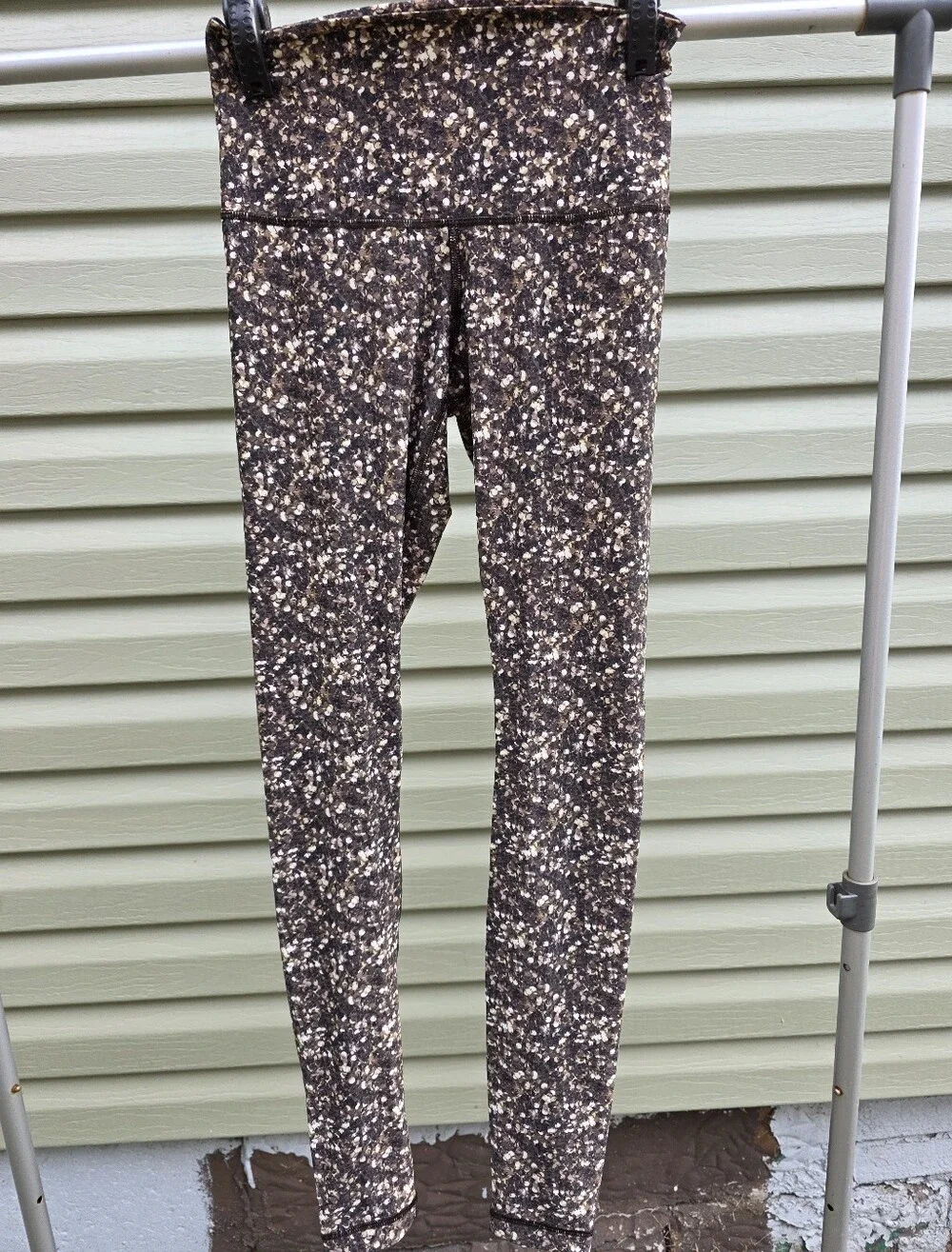 Size 6 Lululemon Shine Tight (Roll Down) Shimmy Shimmer Legging Leggings